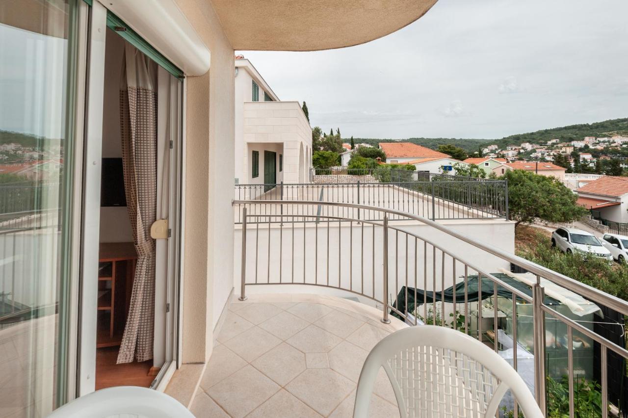 Apartments Lumaduma Trogir Exterior foto